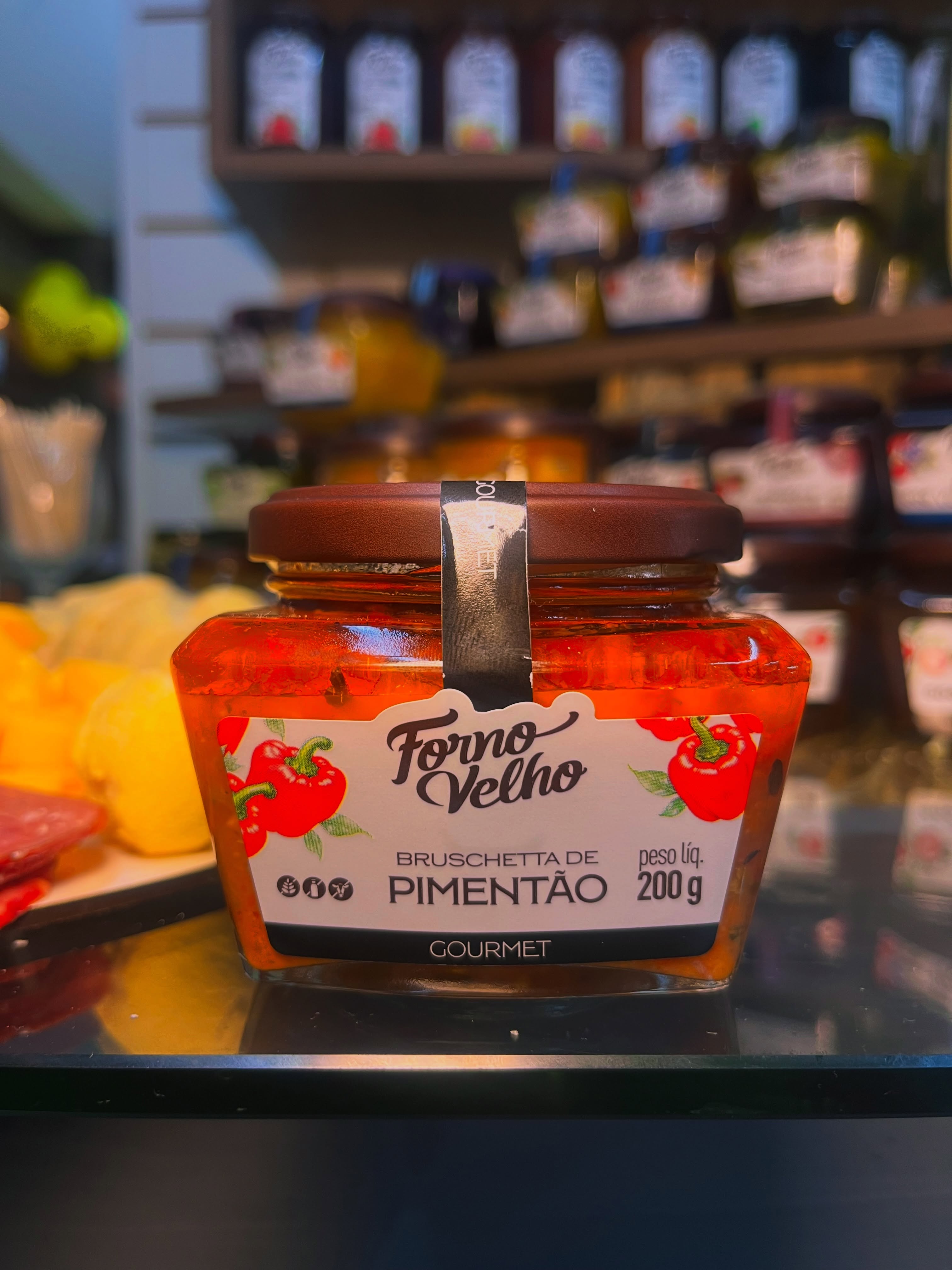 Bruschetta de pimentão entre os acompanhamentos da Madelícia POA